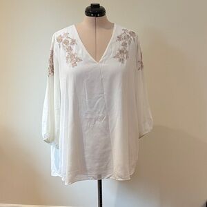 Chic White Floral Women's Blouse